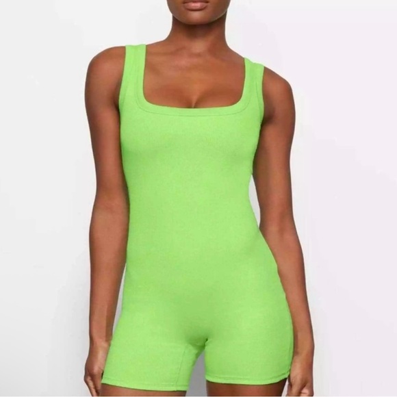 New SKIMS Cotton Rib Onesie in Neon Green Sz XL